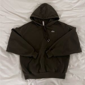 Alo Yoga- Accolade Hoodie in Dark Olive